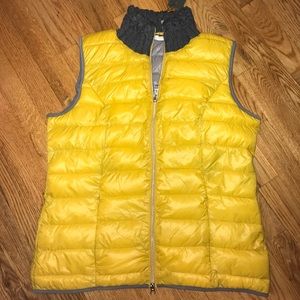 Yellow puffer vest!!!