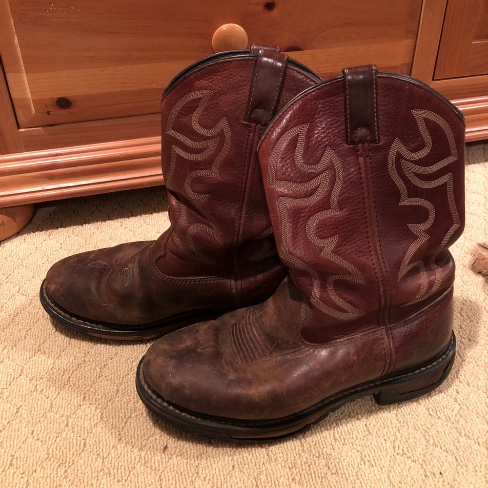 Men’s cowboy boots