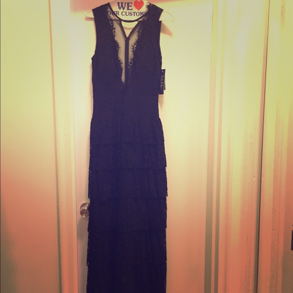 New! Nicole Miller Black Lace Illusion Gown
