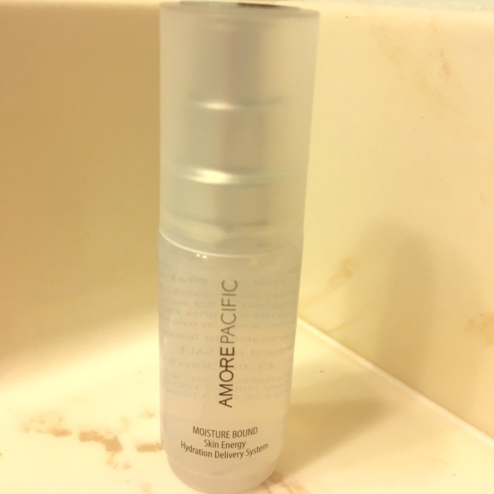 🚫SOLD🚫AmorePacific moisture skin hydration