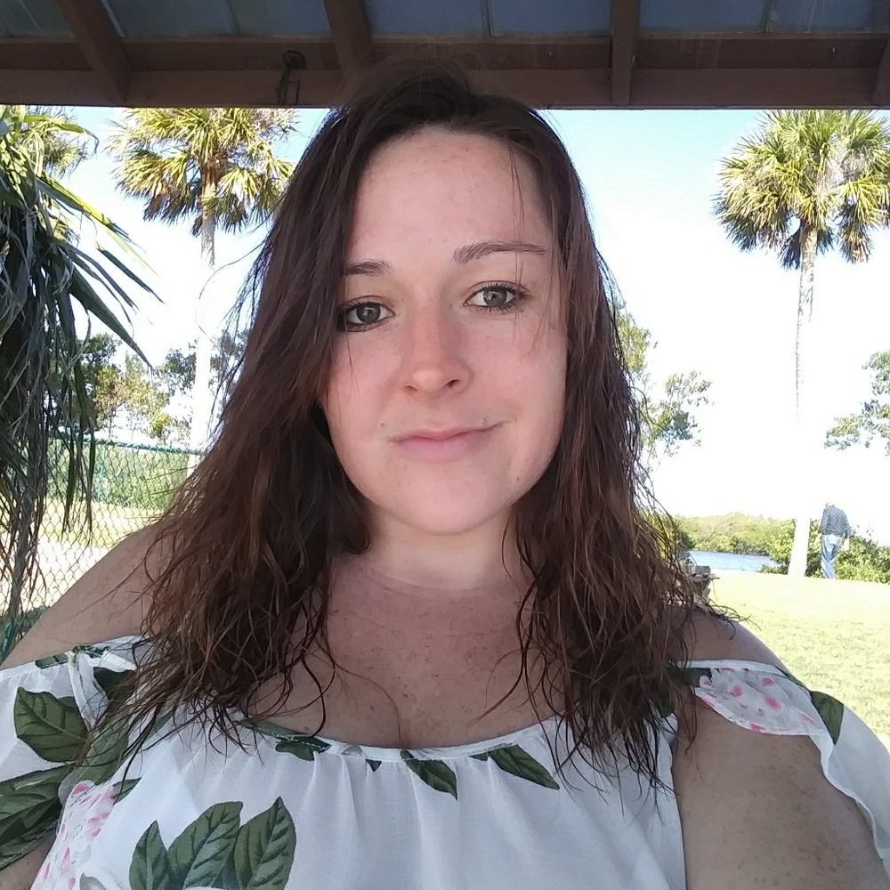 Meet your posher, Alisha