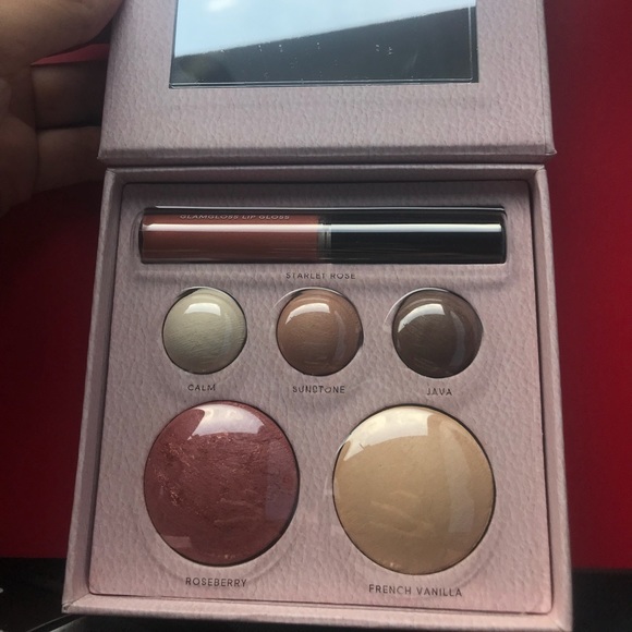 laura geller Other - Laura Geller holiday set!