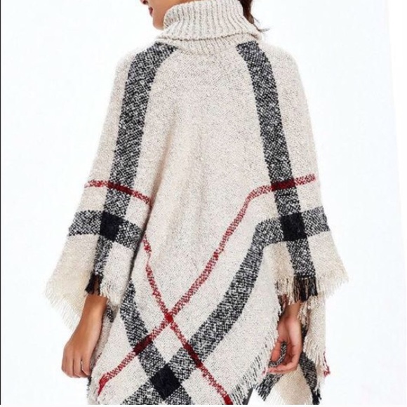 ⭐️Poncho⭐️{Last One}⭐️ - Picture 3 of 3