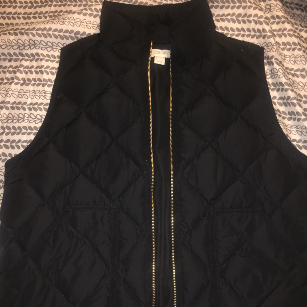 J. Crew Black Puffer Vest Large