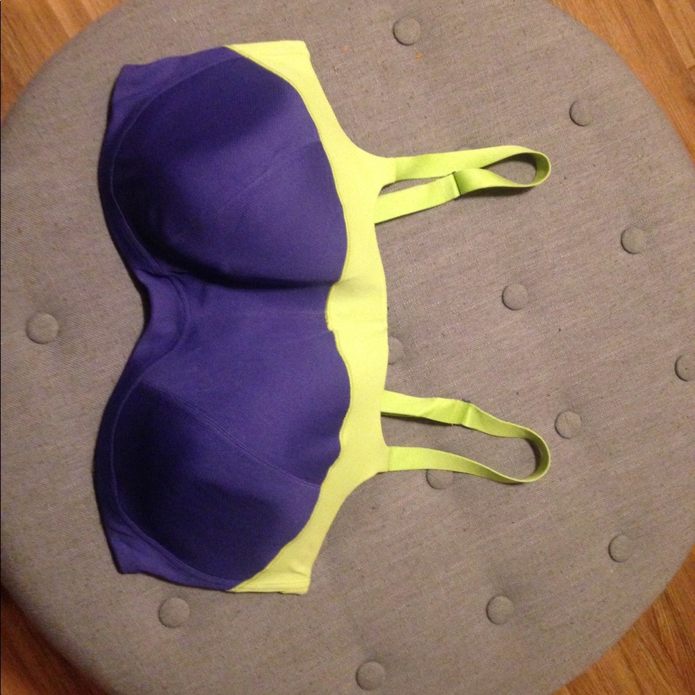Half Moon Active Sports Bra