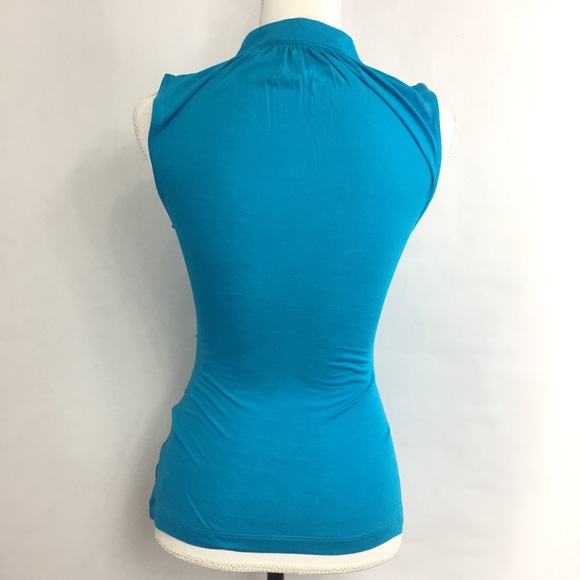 ❌Banana Republic BabyBlue Wrap Sleeveless Top - Picture 2 of 7