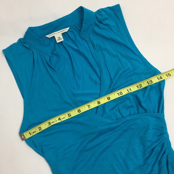 ❌Banana Republic BabyBlue Wrap Sleeveless Top - Picture 7 of 7