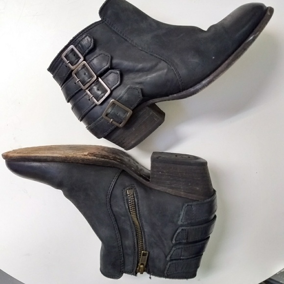 H By Hudson Shoes - FINAL⬇Hudson Encke Black Leather Bootie, Sz 39