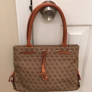 Dooney & Bourke handbag