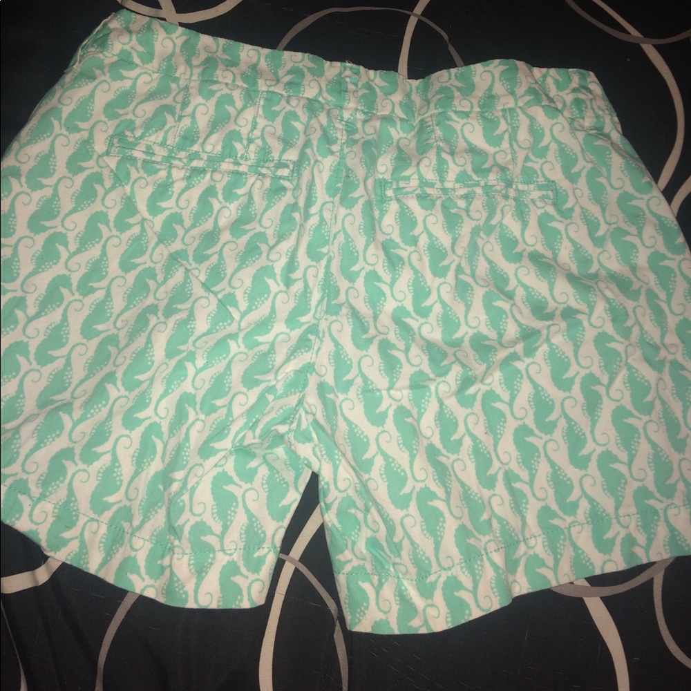 Seahorse printed shorts