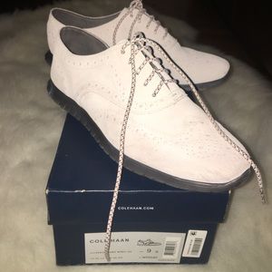 Cole Haan Sued Zerogrand Wingtip Oxfords size 9