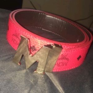 McM be eld authintic red with gold buckle