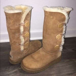 Tall Bailey Button Uggs