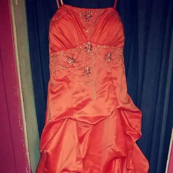 Orange City Triangles Dress - Picture 3 of 8