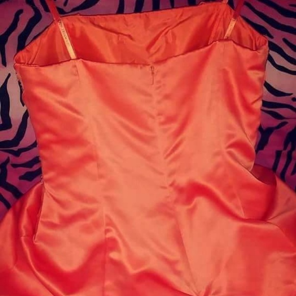 Orange City Triangles Dress - Picture 6 of 8