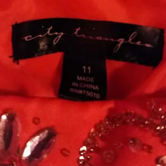 Orange City Triangles Dress - Picture 7 of 8