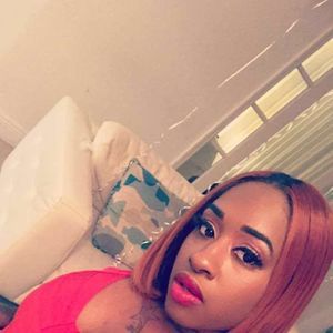 Meet your Posher, Iesha