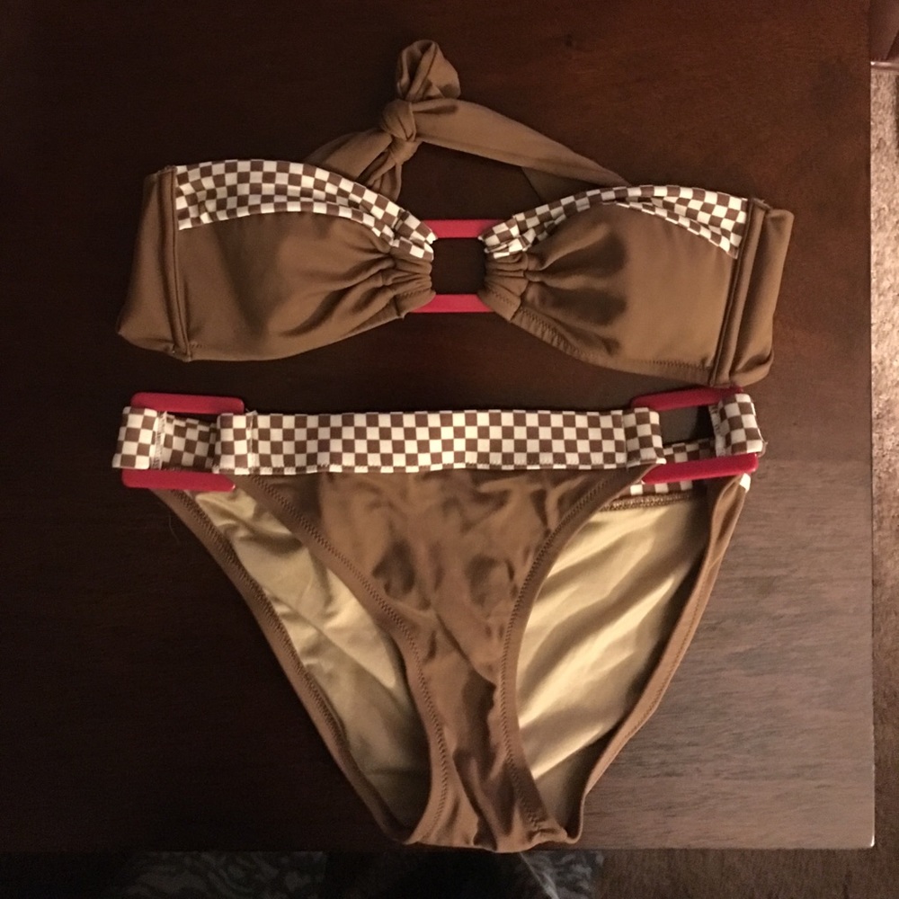 VS Bikini