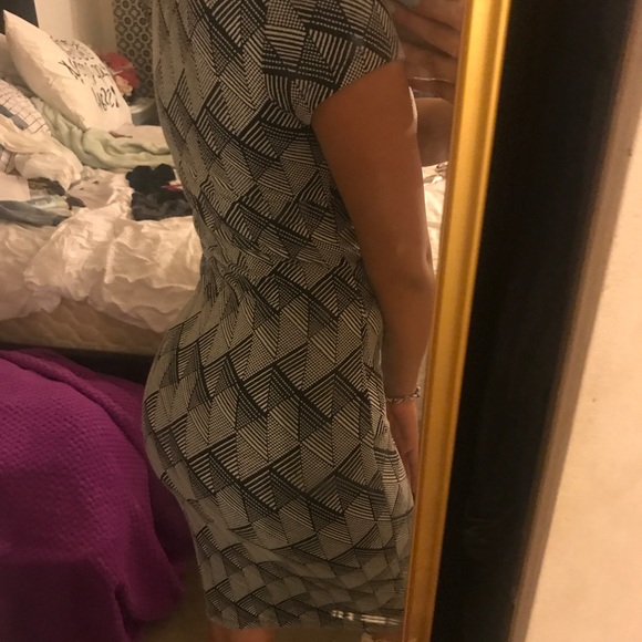 Short sleeve midi dress - Picture 5 of 5