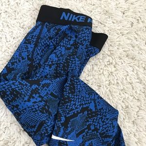 Blue Capri Nike pros