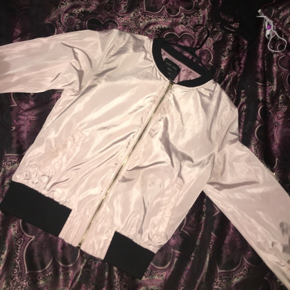 Light pink bomber jacket - Picture 1 of 3