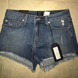 Brand new with tags high wasted shorts💙