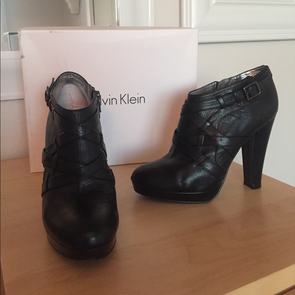 Calvin Klein black leather boots. Sz 7.5