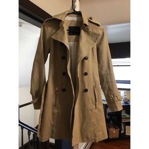 Zara Women’s trench coat - beige/tan- XS