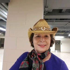 Meet your Posher, Cheryl