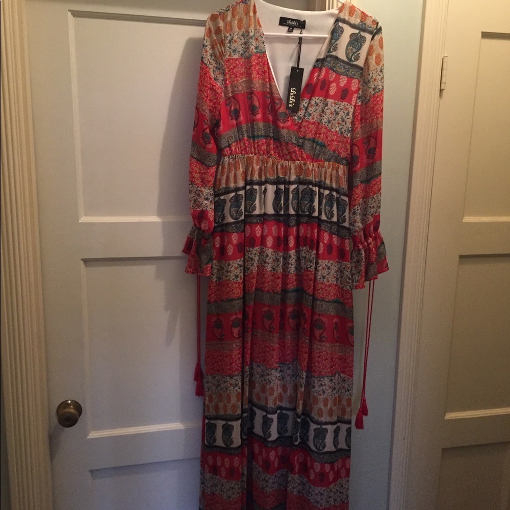 NWT Lulus maxi dress