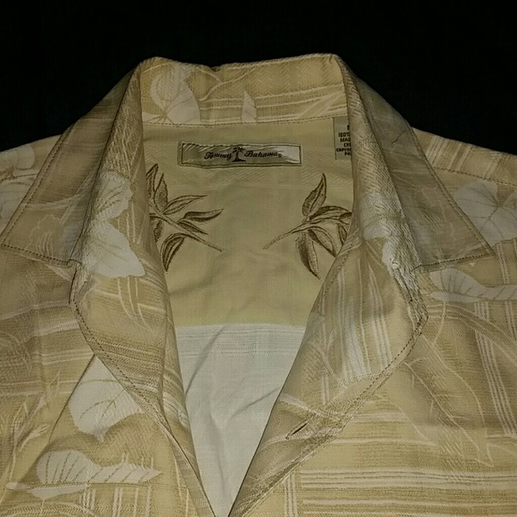 Tommy bahama shirt - Picture 3 of 5