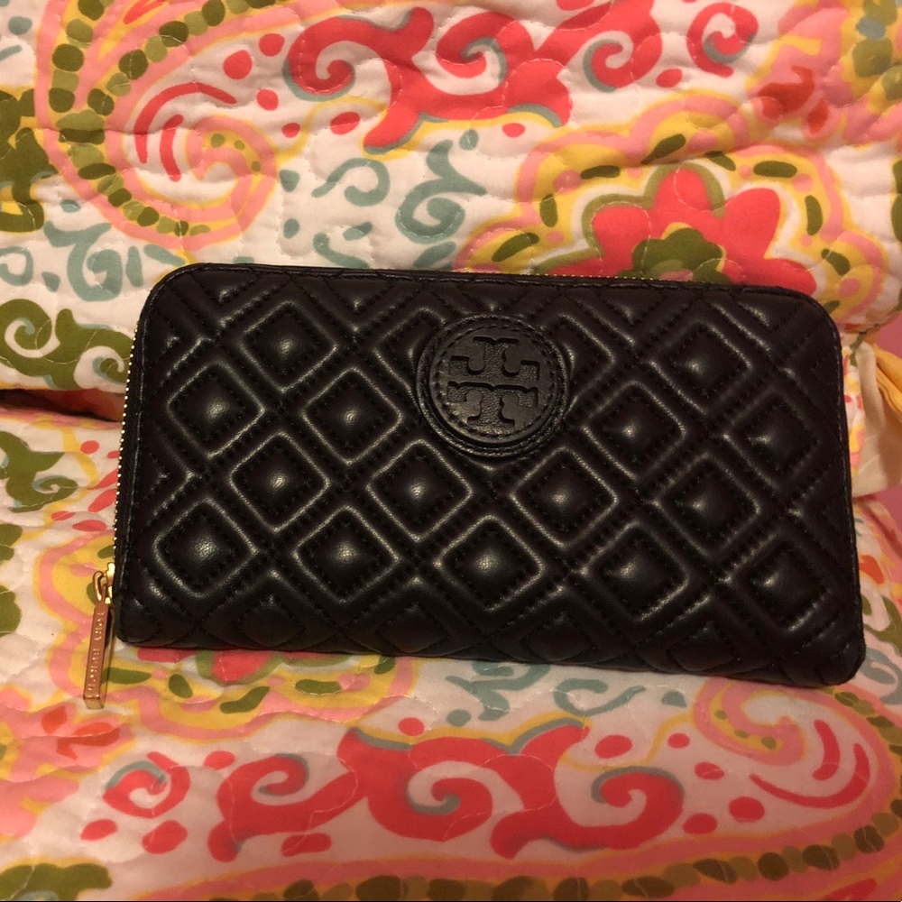 Tori Burch Wallet