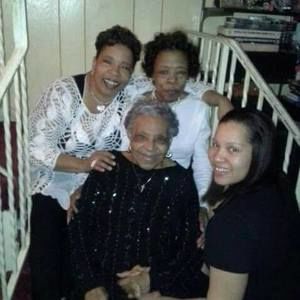 Meet your Posher, Edith