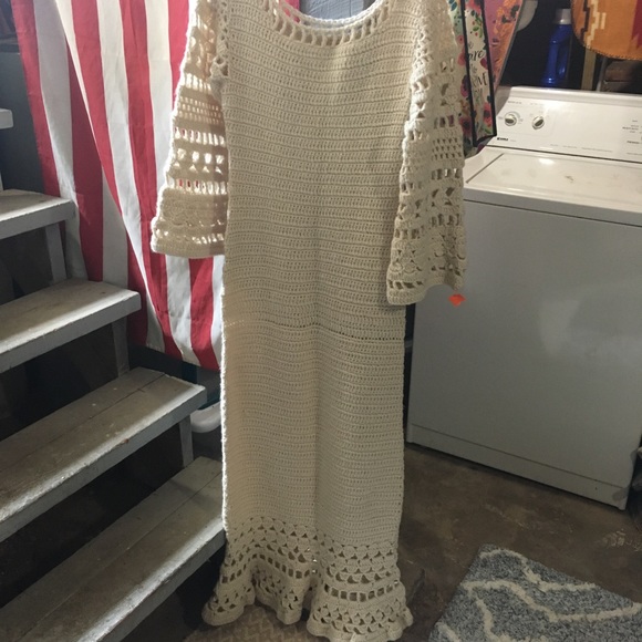 VINTAGE HAND KNIT CROCHET MAXI DRESS - Picture 6 of 6