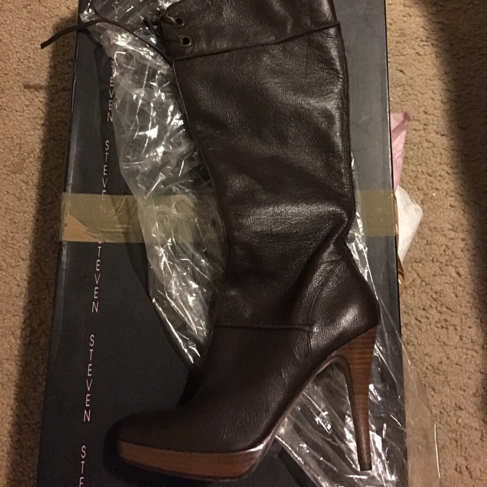 Steve Madden Boots