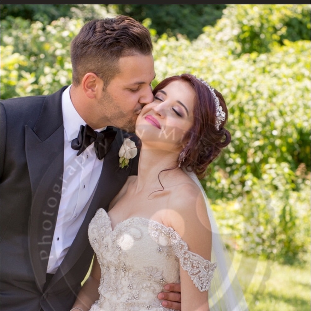 Meet your Posher, Pamela