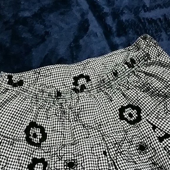Samara Skirt - Picture 4 of 4
