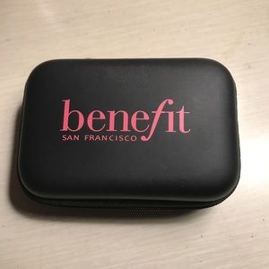 Electronic travel kit