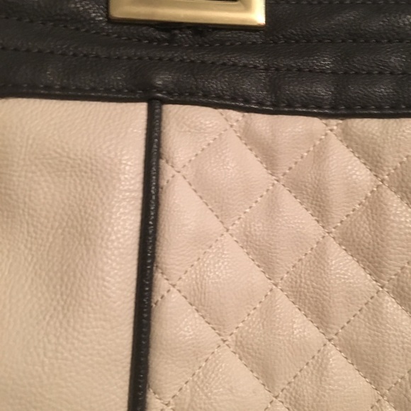 Steve Madden Grey and Cream Large Bag Purse - Picture 3 of 8
