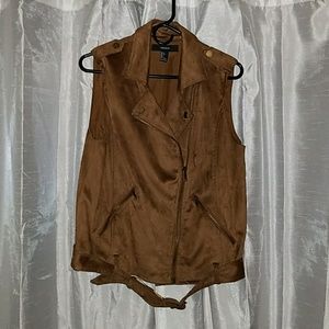 SUEDE LIKE VEST W/BELT