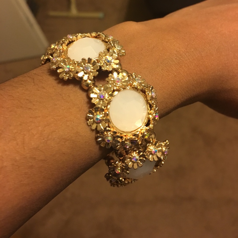 Gold bracelet