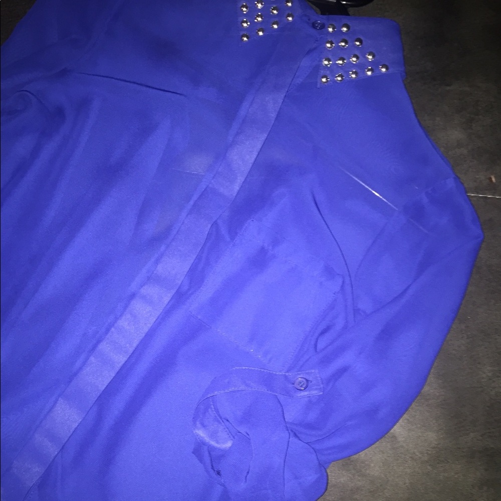 💙💙💙Sheer sapphire button up!!! 💙💙💙