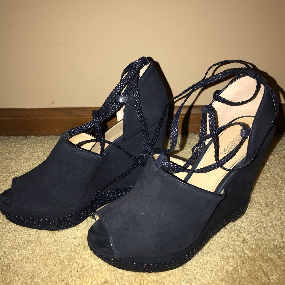 Michael Kors navy blue wedges sz 7