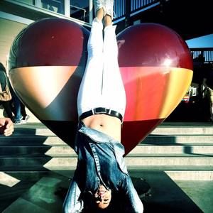 Meet your Posher, Angeles