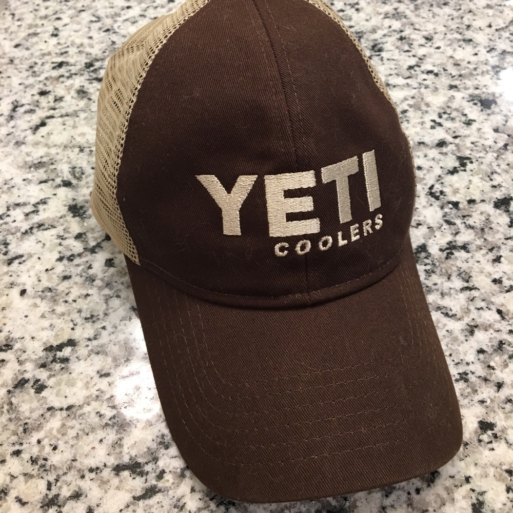 Yeti Ballcap
