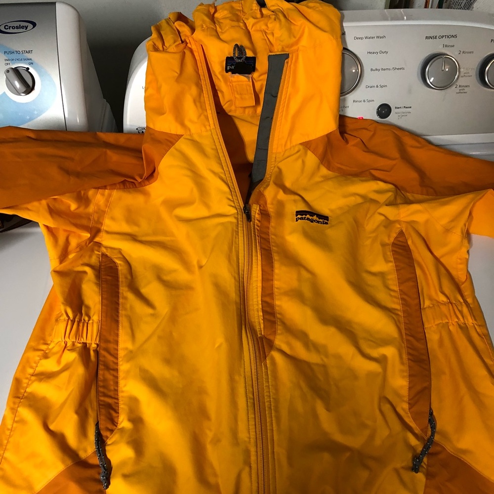Patagonia men’s rain jacket