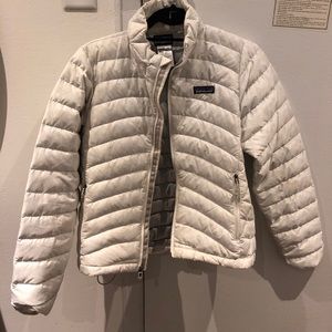 Patagonia lightweight jacket