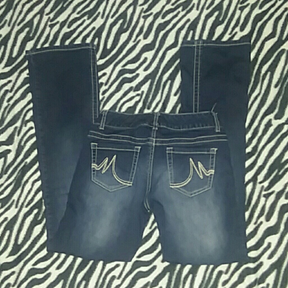 Maurices - Picture 2 of 3