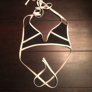 Black and White bikini top.