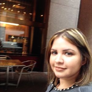 Meet your Posher, Shadia